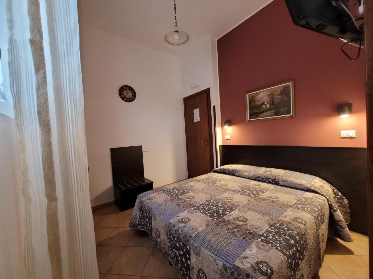 B&B La Filanda Шилла Екстер'єр фото