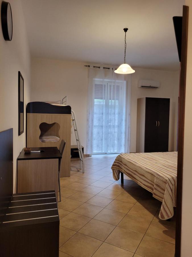 B&B La Filanda Шилла Екстер'єр фото